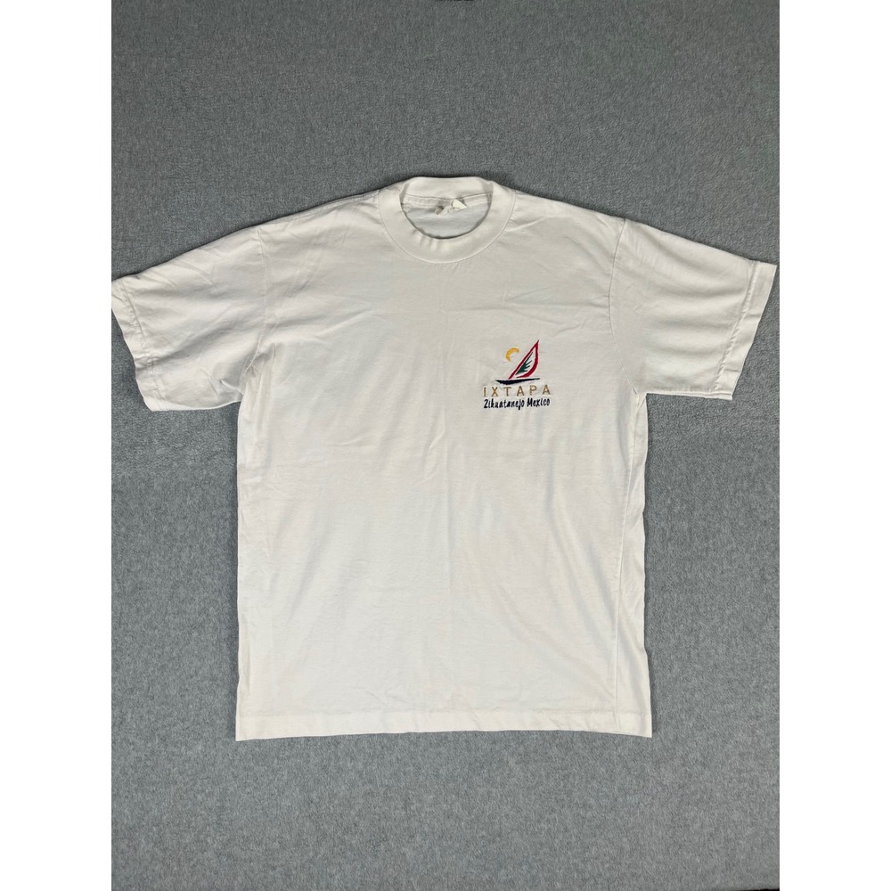 Vintage Yokos Beach Ixtapa Zihuatanejo Mexico Embroidered T-Shirt White Mens L